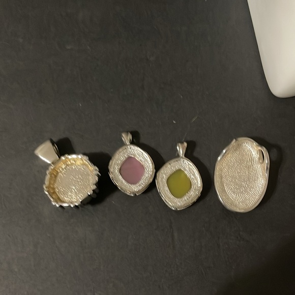 SILVER FOXTAIL CHAIN WITH 4 PENDANTS BUNDLE - Picture 9 of 11